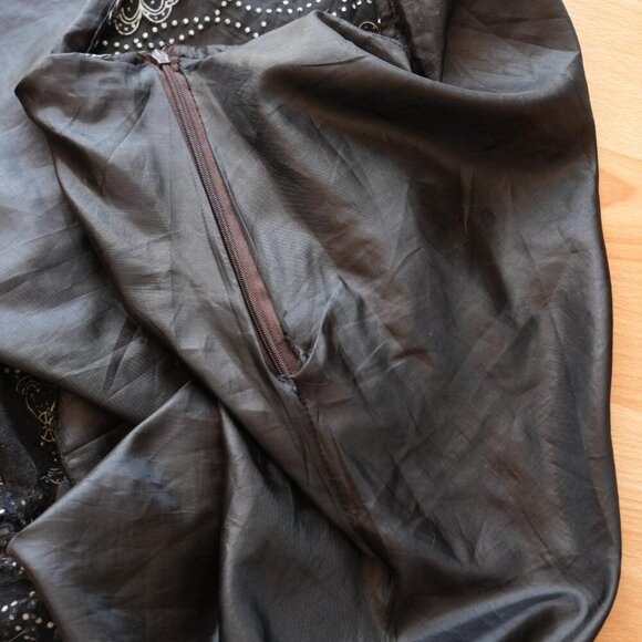 Black Floral Embroidered Mesh Skirt – Lace Hem - Picture 3 of 4